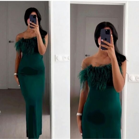 BLOGGER’S FAVE | NWT Zara - Green Feather Satin Effect Strapless Dress - Picture 8 of 16